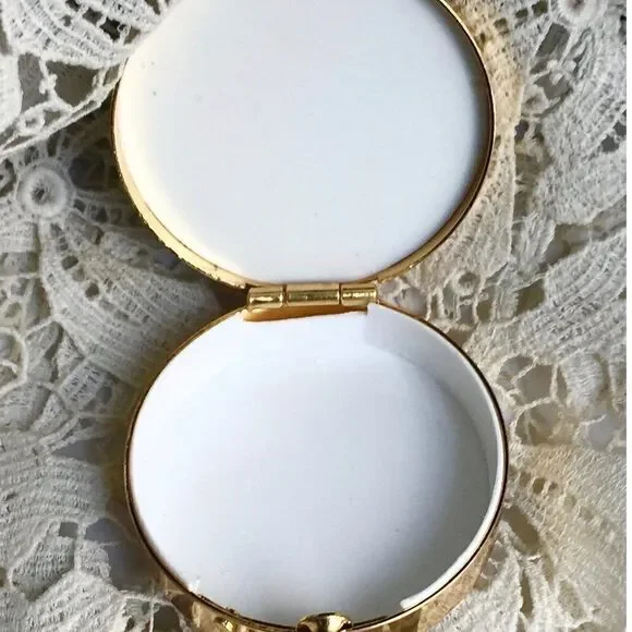 VTG DAMASCENE CERVANTE’S DON QUIXOTE-SANCHO PANZA ~MIDAS OF TOLEDO PILL BOX - Picture 3 of 4